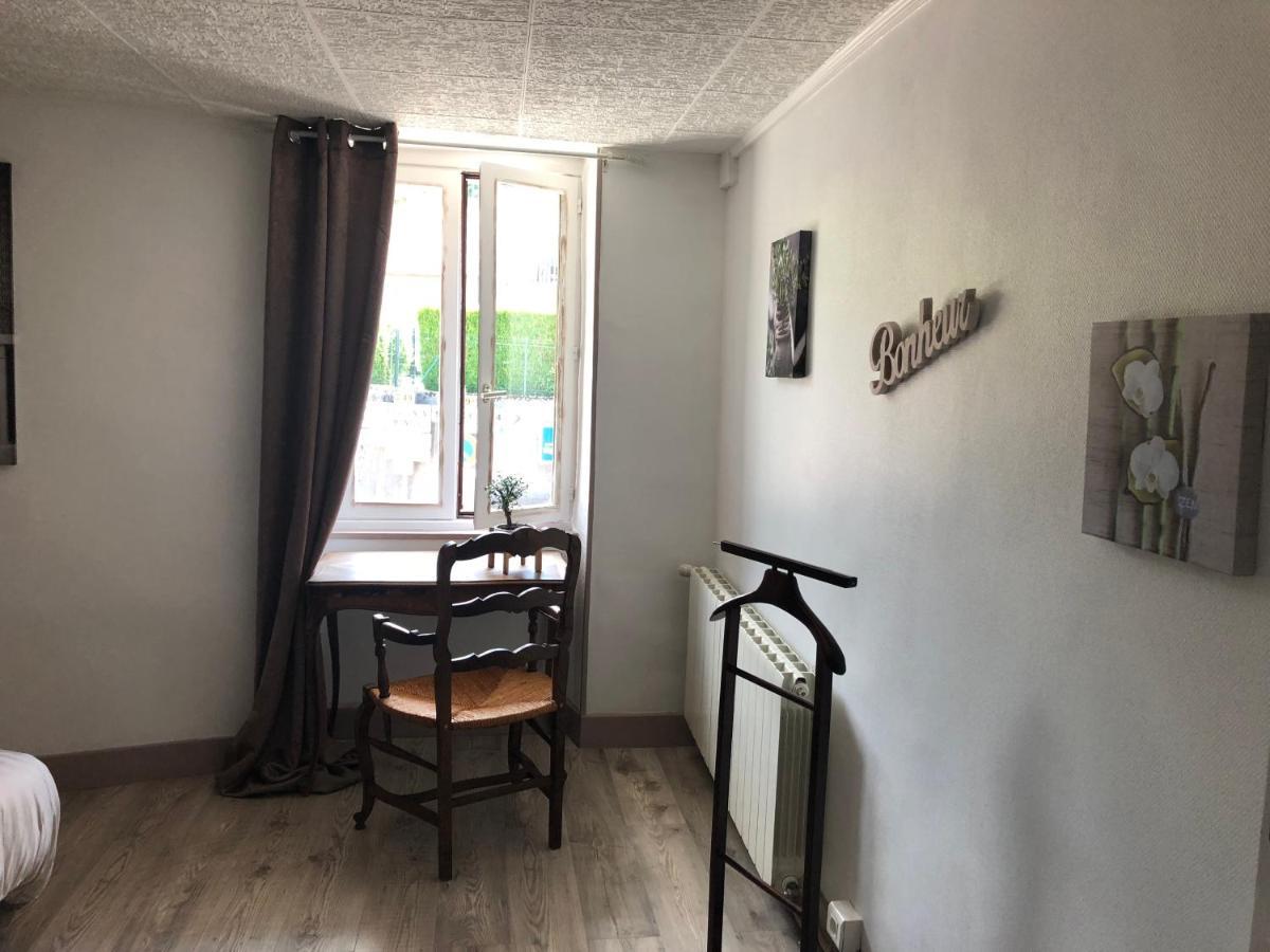 Chambre Bonheur Pugny-Chatenod エクステリア 写真